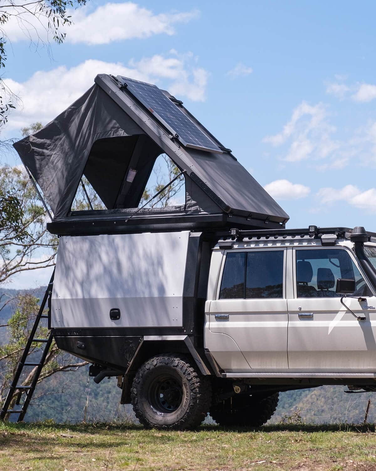 Camp-King-4WD-Canopy-11418