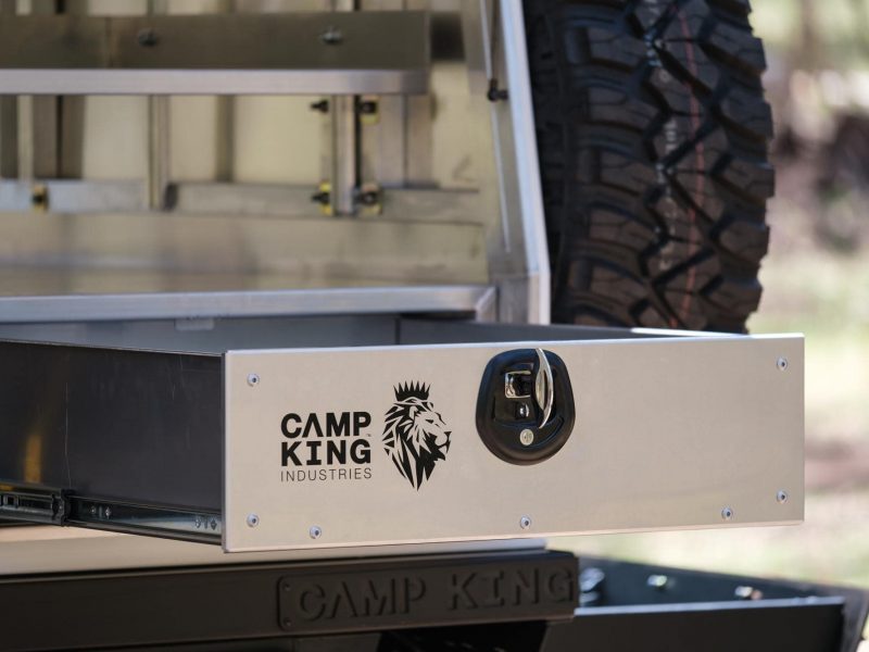 Camp King aluminium canopy